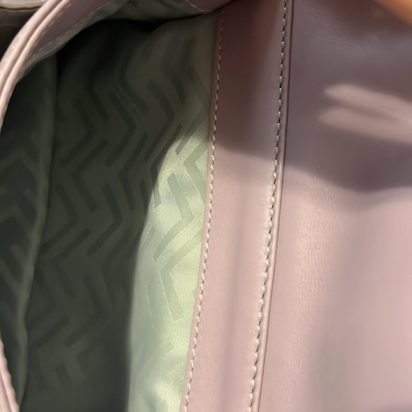 Cute Via Spiga handbag.  Very cute bag for Spring! New with tags.  All leather. - Picture 3 of 9